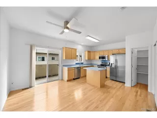 Photo #5: 7493111 Listing