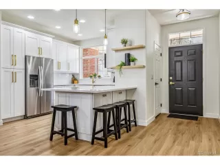 Photo #2: 7495100 Listing