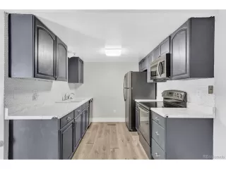 Photo #3: 7499896 Listing