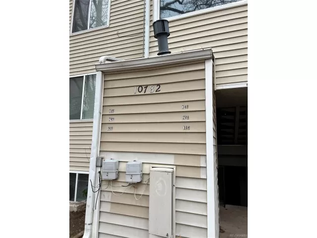 MLS: 7502028 Condo For Sale