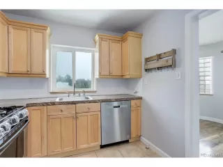 Photo #5: 7503800 Listing 