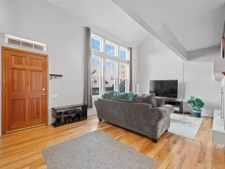 Photo #3: 7510368 Listing