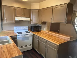 Photo #4: 7512024 Listing