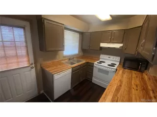 Photo #6: 7512024 Listing