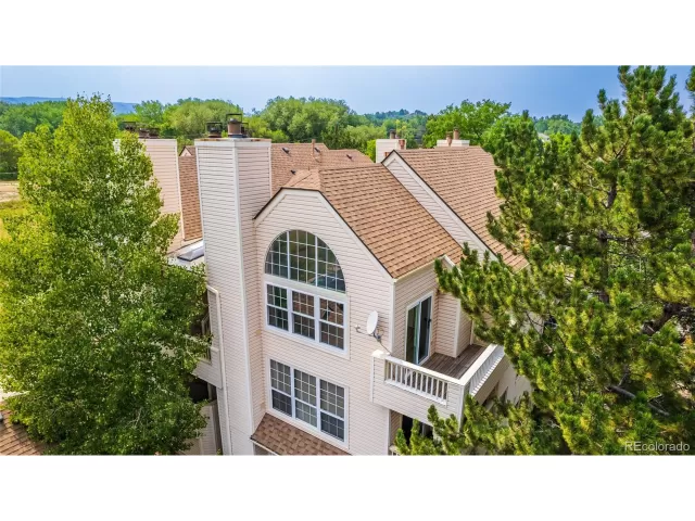 MLS: 7521706 Condo For Sale