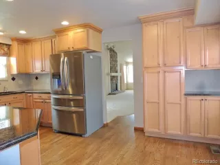 Photo #5: 7527101 Listing