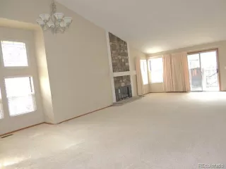 Photo #6: 7527101 Listing