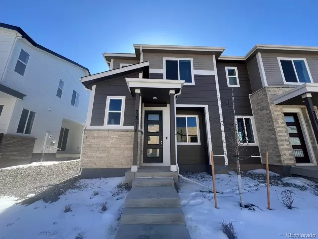 MLS: 7531493 Condo For Sale