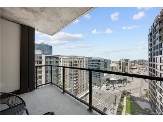 Photo #3: 7540372 Listing