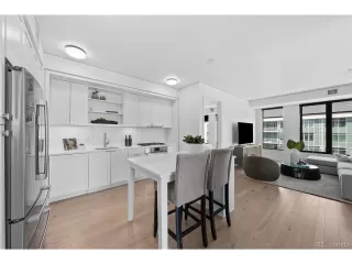 Photo #4: 7540372 Listing