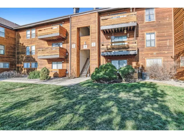 MLS: 7546469 Condo For Sale