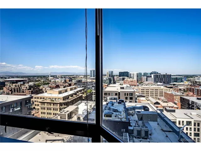 MLS: 7547053 Condo For Sale