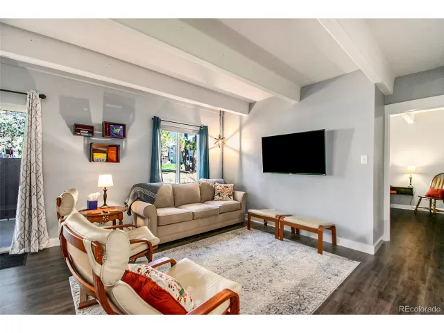 MLS: 7547530 Condo For Sale