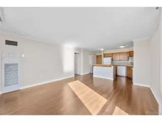 Photo #4: 7549700 Listing