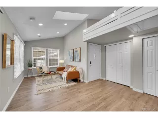 Photo #5: 7550101 Listing