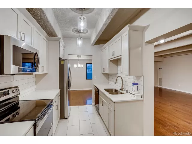 MLS: 7551307 Condo For Sale