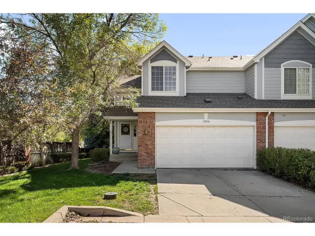 MLS: 7554374 Condo For Sale