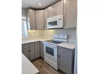 Photo #2: 7554775 Listing