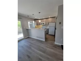 Photo #3: 7554775 Listing