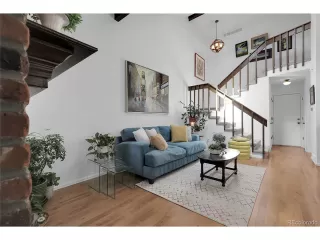 Photo #4: 7555035 Listing