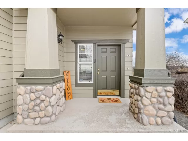 MLS: 7556389 Condo For Sale