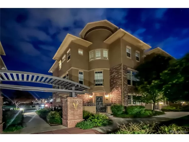 MLS: 7558824 Condo For Sale