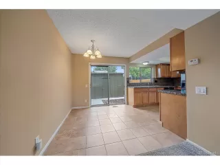 Photo #6: 7564610 Listing