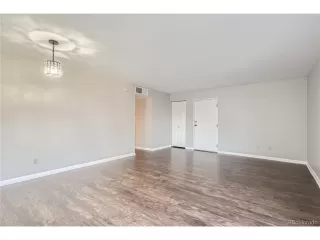 Photo #3: 7570705 Listing