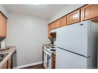 Photo #4: 7570705 Listing