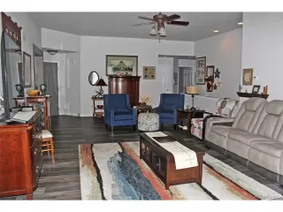 Photo #5: 7573415 Listing