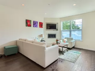 Photo #4: 7575485 Listing 