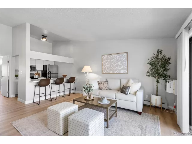 MLS: 7579050 Condo For Sale