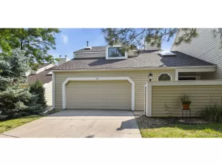 More Details about MLS # 7583915 : 140 S FRASER CIR AURORA CO 80012