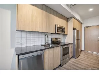 Photo #6: 7591714 Listing