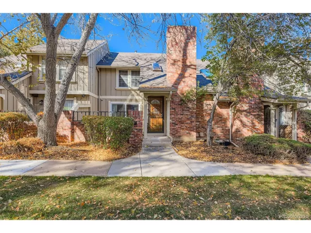 MLS: 7598110 Condo For Sale