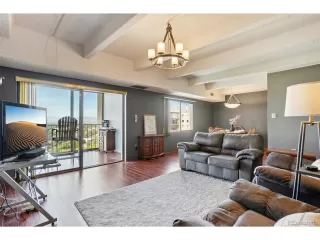 Photo #2: 7602900 Listing