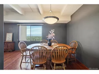 Photo #4: 7602900 Listing