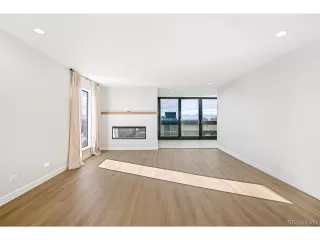 Photo #5: 7603226 Listing