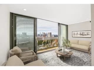 Photo #6: 7603226 Listing