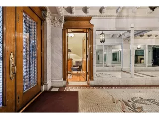 Photo #4: 7603709 Listing 