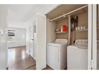 Photo #5: 7603932 Listing