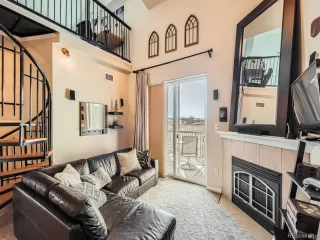 Photo #4: 7605630 Listing