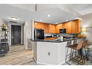 Photo #4: 7606222 Listing