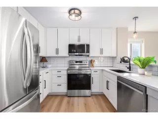 Photo #4: 7610232 Listing