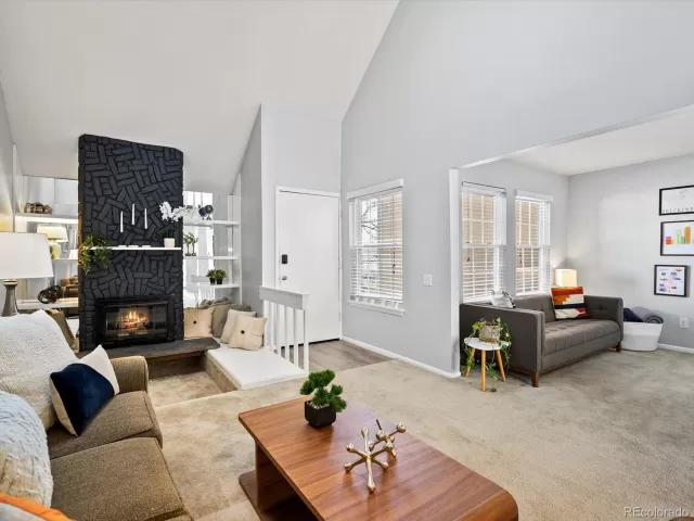 MLS: 7610505 Condo For Sale