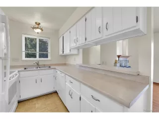 Photo #5: 7611480 Listing