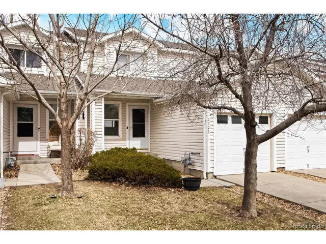 MLS: 7611948 Condo For Sale