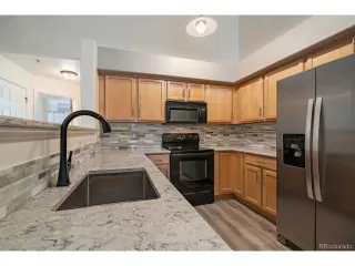 Photo #2: 7613048 Listing