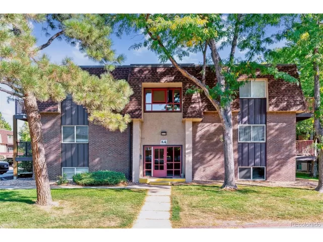 MLS: 7613956 Condo For Sale