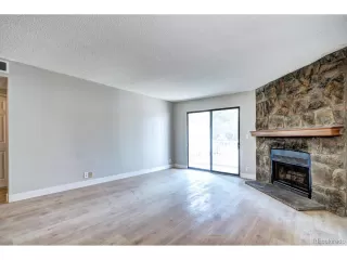 Photo #6: 7614685 Listing